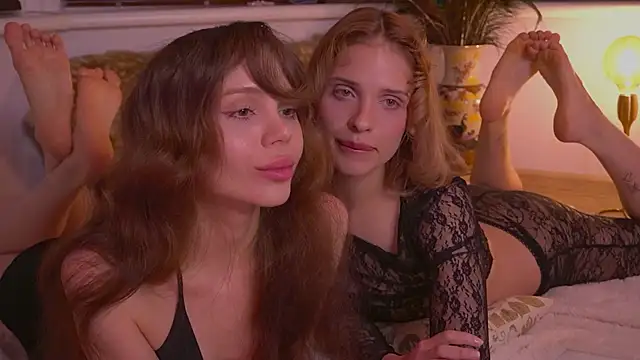 divinelights online show from November 2025 09:35:02 PM