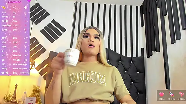 AllisonsweetZ online show from February 2025 10:44:02 PM