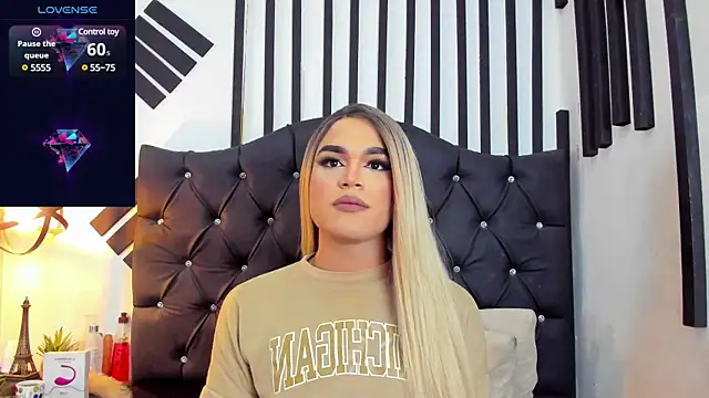 AllisonsweetZ online show from March 2025 01:21:01 PM