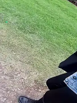 sophie banger online show from November 2025 05:03:02 PM