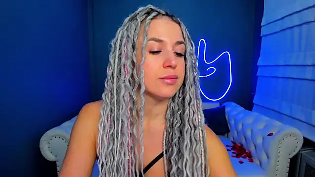 rock n roxy online show from December 2025 01:25:01 AM