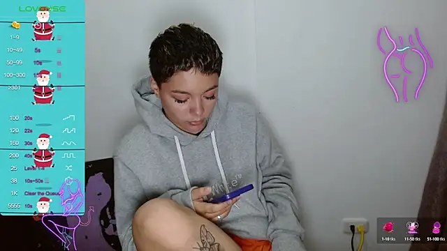 TRIXIE TANG28 online show from January 2025 02:21:02 AM