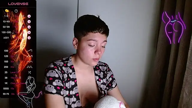 TRIXIE TANG28 online show from February 2025 02:27:01 AM