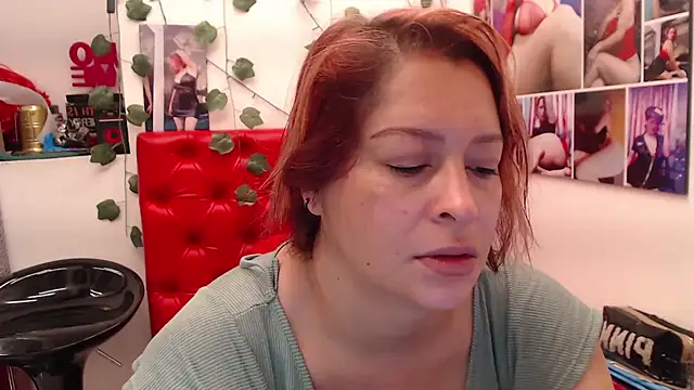 Snapshot of eva_twiss chatting on February 2025 11:25:02 AM eva twiss online show from February 2025 11:25:02 AM