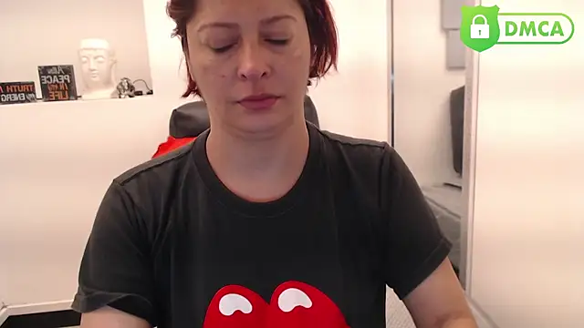 Snapshot of eva_twiss chatting on October 2025 11:46:02 AM eva twiss online show from October 2025 11:46:02 AM