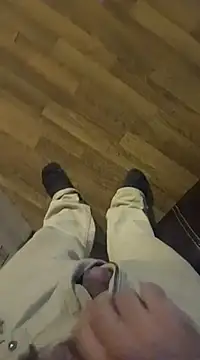 Snapshot of Exhibitionist040577 chatting on February 2025 08:12:02 AM Exhibitionist040577 online show from February 2025 08:12:02 AM