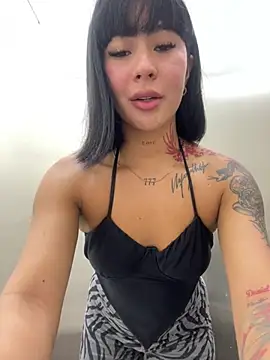 VictoriaEva online show from March 2025 07:27:01 PM