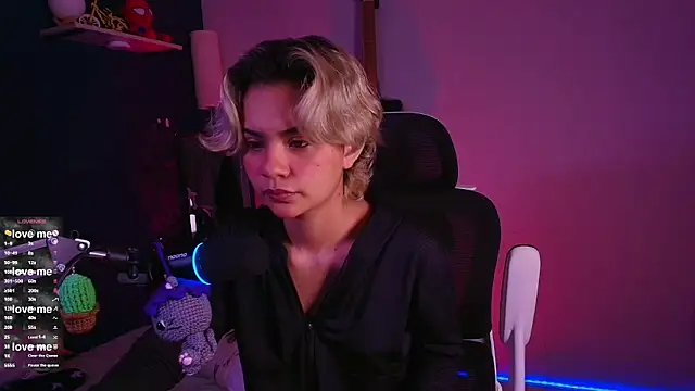 marlena3312 online show from February 2026 02:06:01 PM