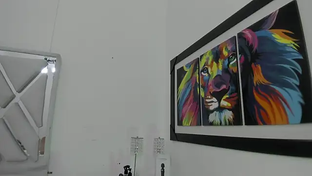 leslyylove online show from March 2025 07:08:02 AM