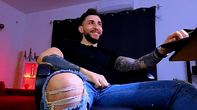 MightyAaron66 online show from February 2026 03:30:02 PM