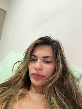 Snapshot of cuteluci_ chatting on January 2025 02:10:01 PM cuteluci online show from January 2025 02:10:01 PM