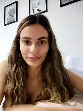 Snapshot of cuteluci_ chatting on March 2025 02:13:02 PM cuteluci online show from March 2025 02:13:02 PM
