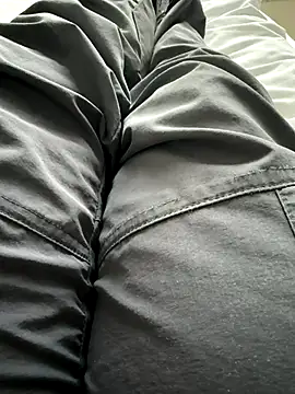 Snapshot of rundum40 chatting on November 2025 12:27:02 PM rundum40 online show from November 2025 12:27:02 PM