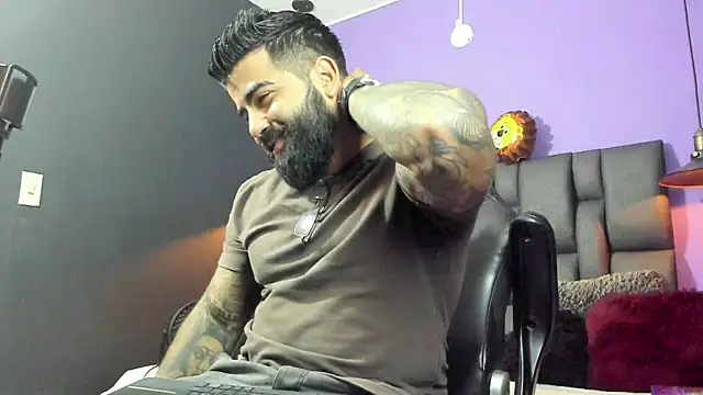 Lyon vach online show from January 2026 06:00:02 PM