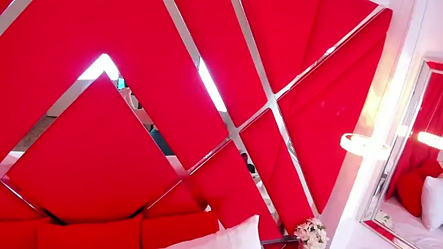 ArticaBelle online show from January 2025 12:27:02 PM