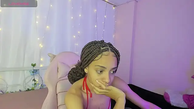 Abigail Wilson  online show from February 2025 08:40:01 PM