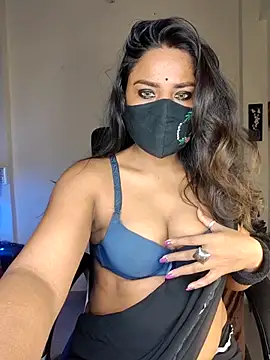 Black-Pearll online show from February 2026 06:42:01 AM