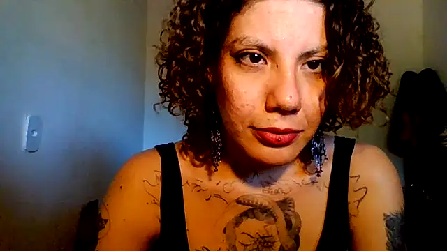 Submersidollx online show from April 2026 06:58:01 PM