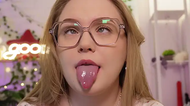 MonicaAsis online show from February 2026 05:51:01 PM