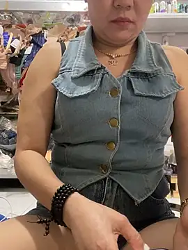 Snapshot of Cesywet chatting on March 2025 07:57:02 AM Cesywet online show from March 2025 07:57:02 AM