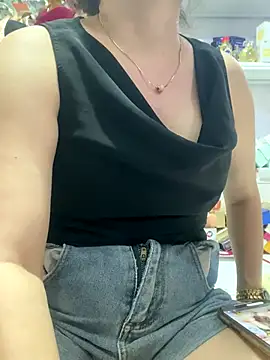 Snapshot of Cesywet chatting on September 2025 05:08:02 AM Cesywet online show from September 2025 05:08:02 AM