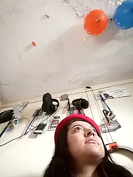 CORALINE GREYM online show from September 2025 06:57:02 PM