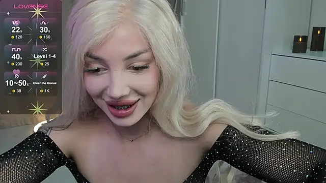Dinamoree online show from October 2025 01:09:02 PM
