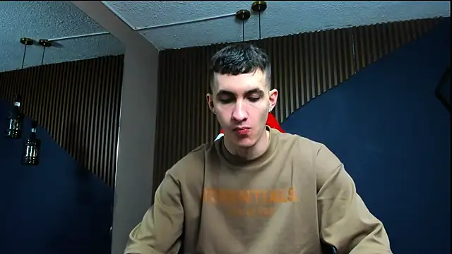 Snapshot of JacksonOlsenn chatting on January 2025 12:44:02 PM JacksonOlsenn online show from January 2025 12:44:02 PM