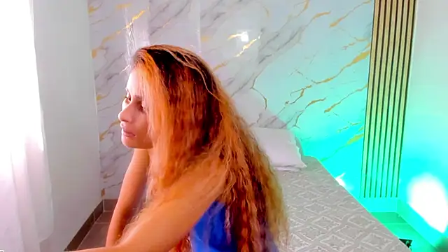 coralcarter1 online show from November 2025 05:01:02 PM