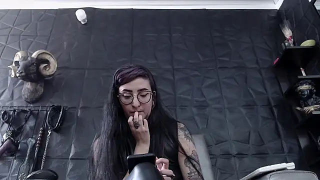 Snapshot of Agata_Darkness chatting on April 2026 05:40:01 PM Agata Darkness online show from April 2026 05:40:01 PM