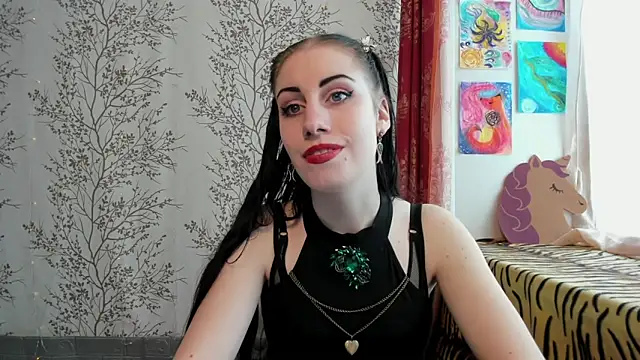 Mary0Lou online show from January 2025 08:01:01 AM