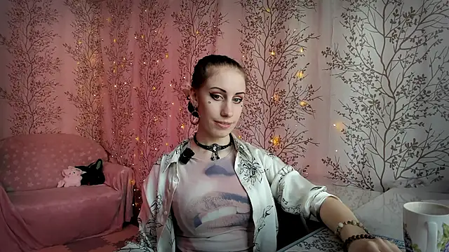 Mary0Lou online show from February 2026 08:00:02 AM