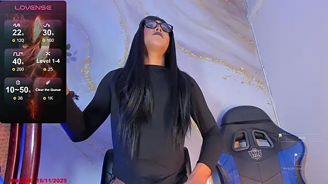 Naughty Lizeth online show from November 2025 01:28:02 PM