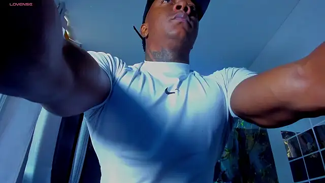 ronnie 7777 online show from March 2026 04:32:02 PM