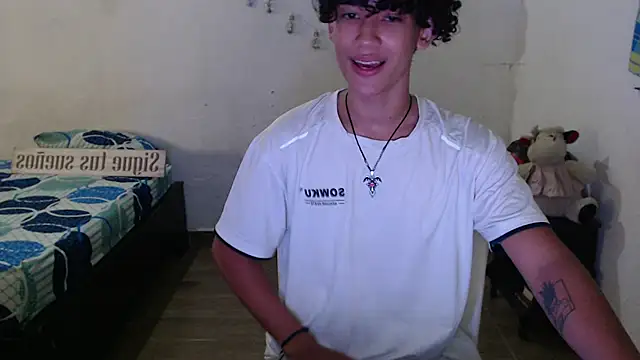 Snapshot of jake_willianss chatting on December 2024 04:19:02 AM jake willianss online show from December 2024 04:19:02 AM