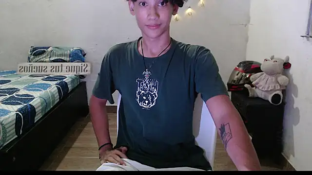 Snapshot of jake_willianss chatting on December 2024 04:50:02 AM jake willianss online show from December 2024 04:50:02 AM