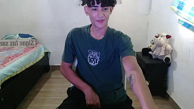 Snapshot of jake_willianss chatting on December 2024 07:53:02 PM jake willianss online show from December 2024 07:53:02 PM