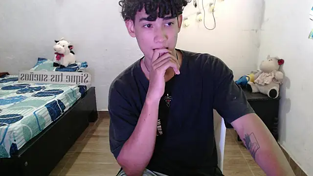 Snapshot of jake_willianss chatting on January 2025 09:37:01 PM jake willianss online show from January 2025 09:37:01 PM