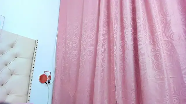 Kim Eli online show from January 2025 11:47:01 PM