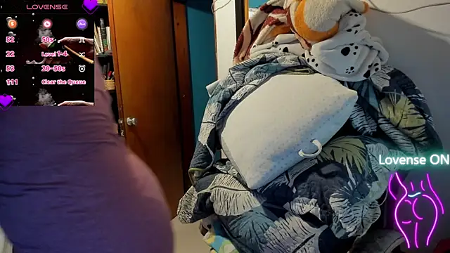 peanut tangerine online show from November 2025 01:05:01 AM