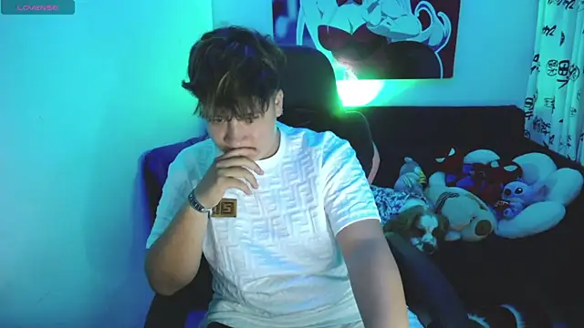  AlexMorris online show from January 2025 12:00:01 AM