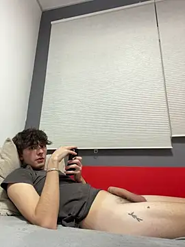 Snapshot of Adriiann__21 chatting on December 2024 11:57:01 PM Adriiann 21 online show from December 2024 11:57:01 PM