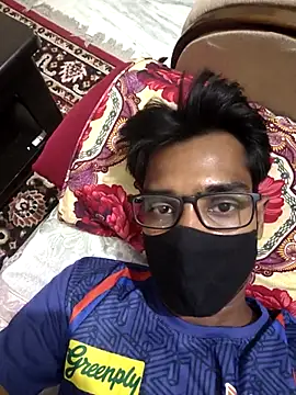 Tomato boy online show from September 2025 05:47:02 PM