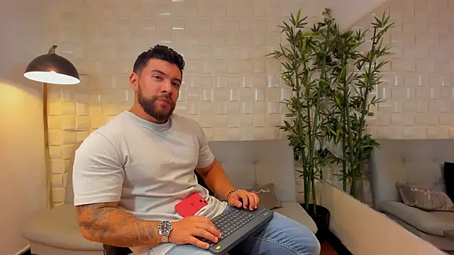  dreammr1  online show from January 2025 10:34:01 PM