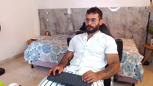 hanz col online show from November 2025 02:39:02 PM