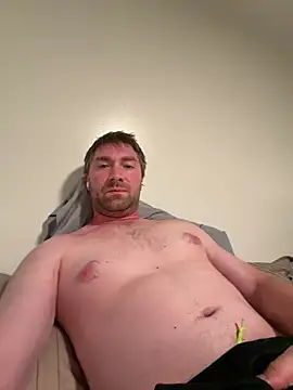 Snapshot of pizzaboy13 chatting on June 2026 05:10:02 AM pizzaboy13 online show from June 2026 05:10:02 AM