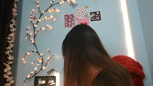 Reena Singh53 online show from January 2026 02:55:02 PM