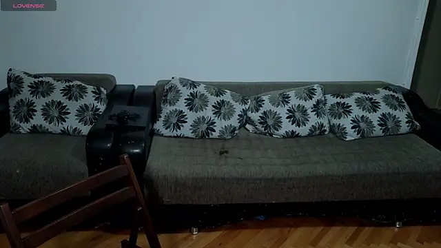 JohnnyStepBro online show from April 2026 07:58:01 PM