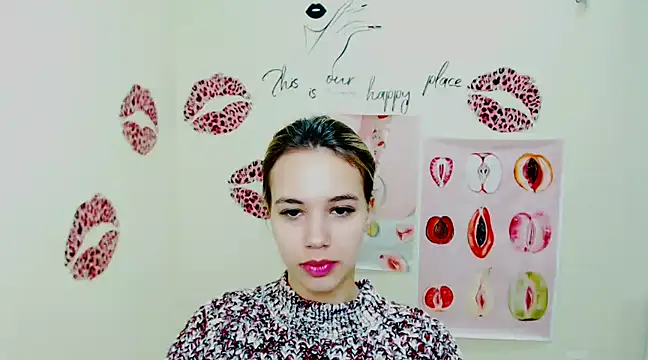  StAcY online show from December 2024 07:17:01 AM