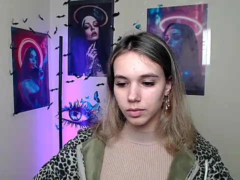  StAcY online show from October 2025 12:58:01 PM